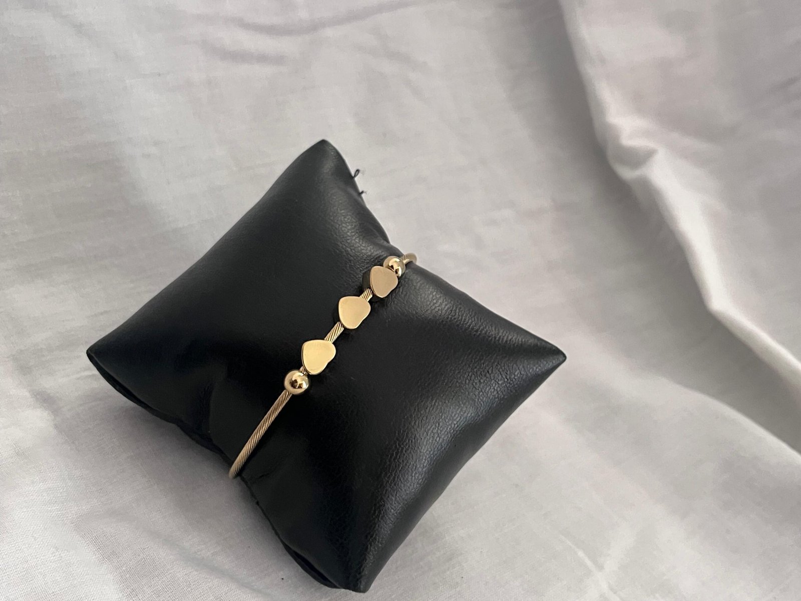 Minimalist Heart charm bangle